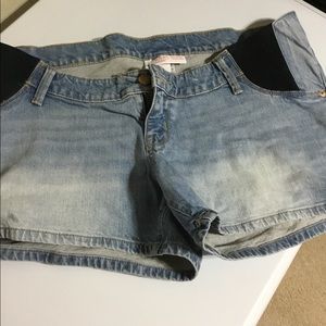 Maternity Shorts Size 10:Isabel Brand